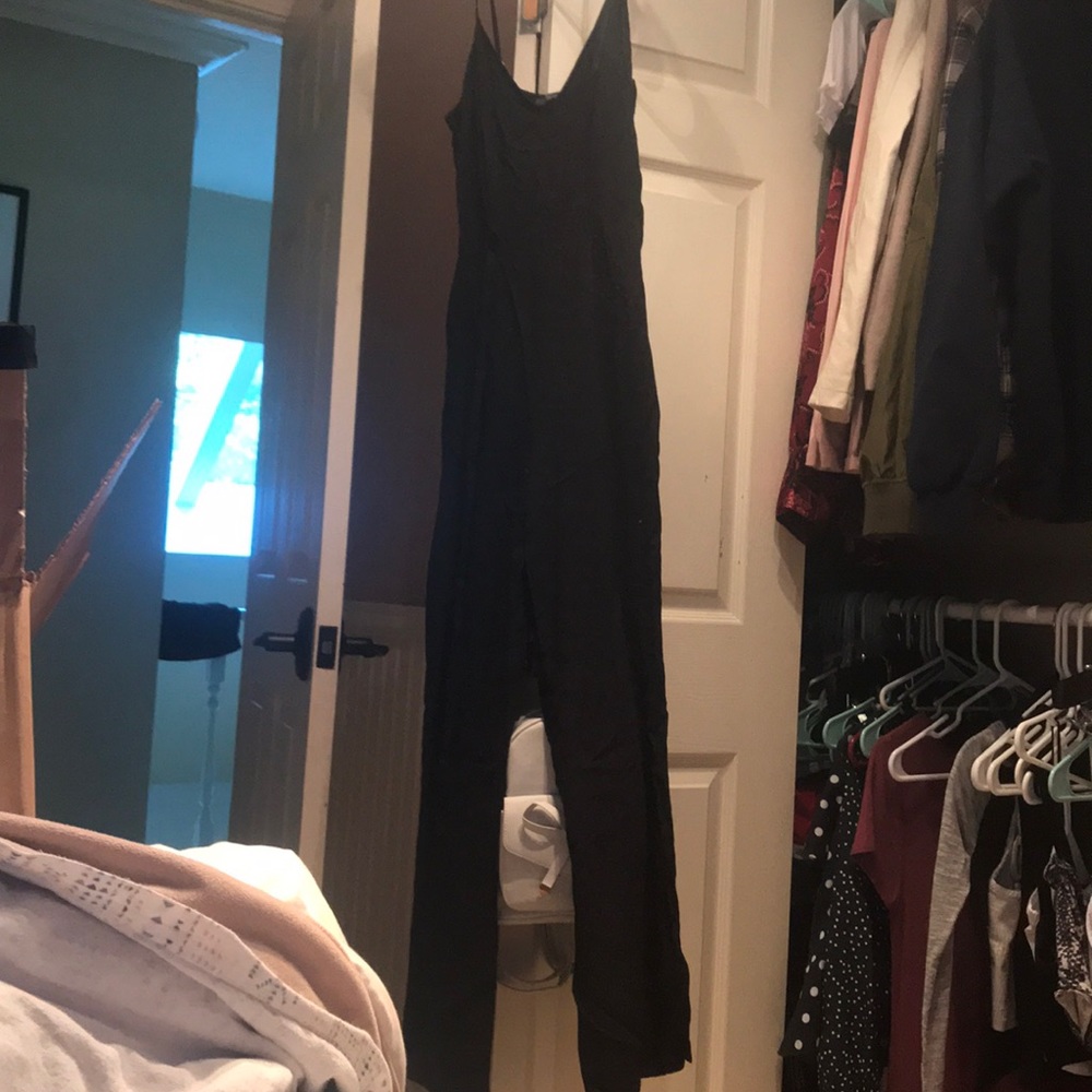 Jumpsuit with tie